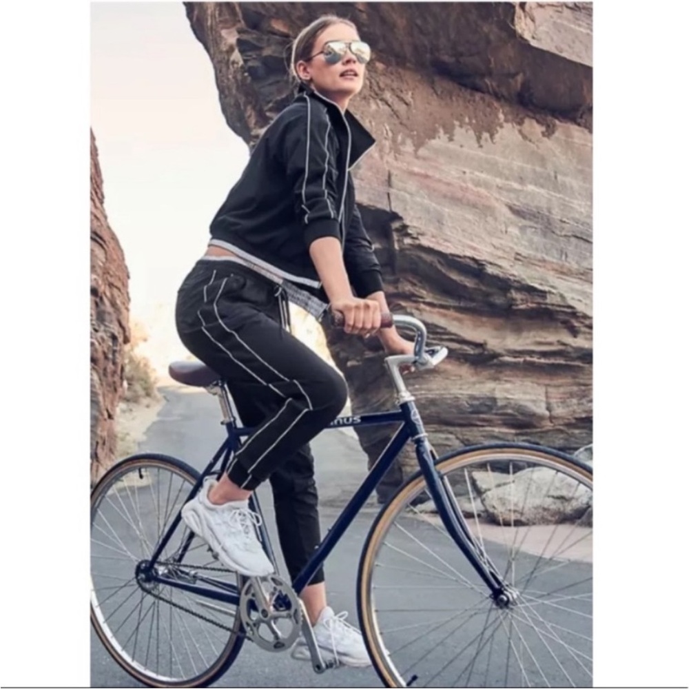 Athleta Brooklyn Colorblock Black Striped Joggers